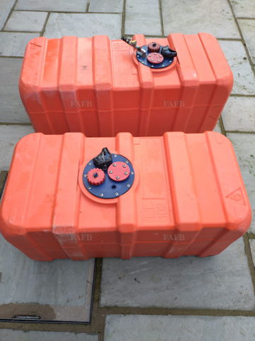 Plastic petrol tanks