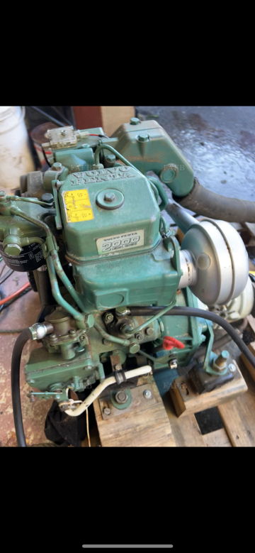 Volvo Penta 2001 8HP inc gearbox