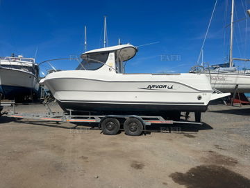 Arvor 215