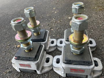 Yanmar engine mounts