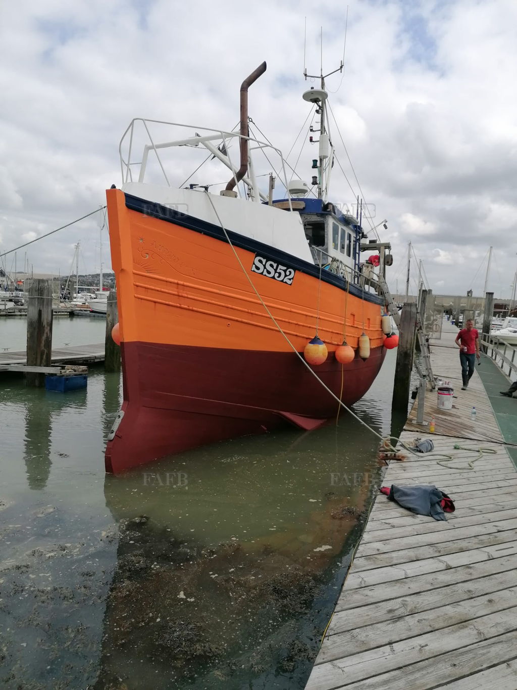 Toms Boats