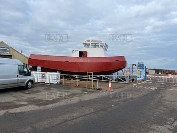 15m work boat