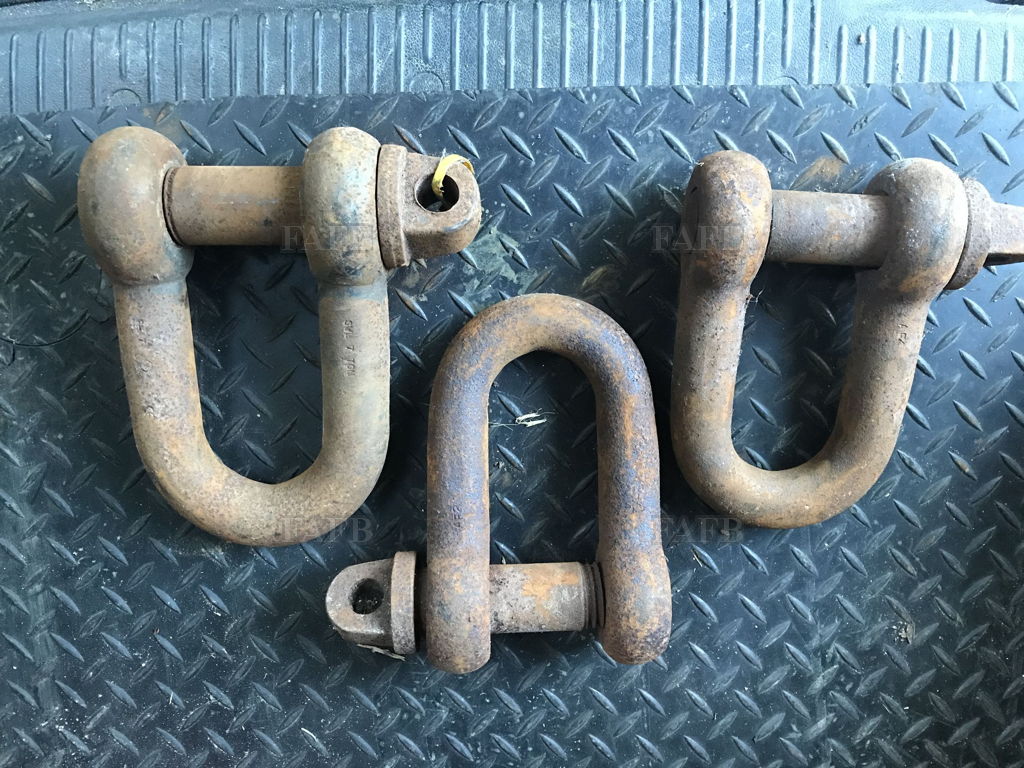 Heavy Duty Mooring Shackles